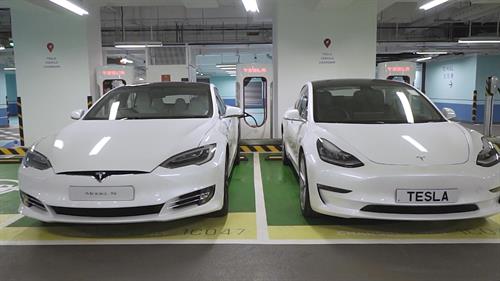 Tesla V3超級充電站擴展至領展停車場