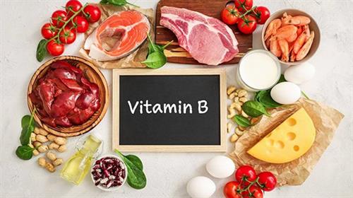 維生素B群功效有哪些？ (一文看清8種維他命B對健康的全部益處和食物來源)